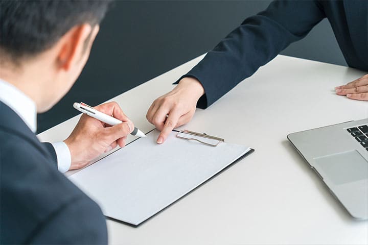 リーガルチェック